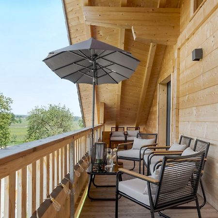 Fenjoy: Ferienapartment Mit Bergblick / Balkon / Bbq Bernau am Chiemsee Kültér fotó